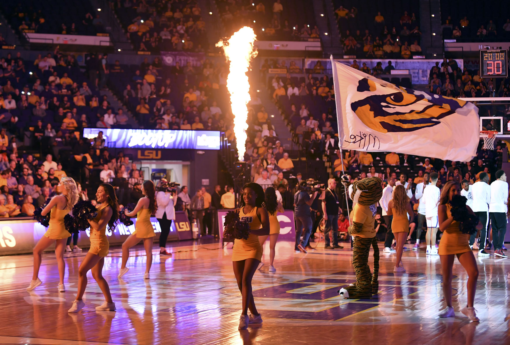 lsualabamabasketball.010919_HS_117